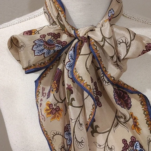 Head Or Neck Printed Scarf Vintage Beige Floral Print Purple Blue Gold - Picture 2 of 5